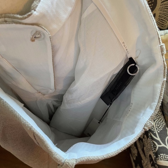 Heavyweight linen shorts - Picture 7 of 8